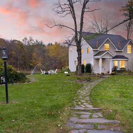 Cortland By Avantstay Charming Heritage Estate W Private Lake Pool Согертіз Екстер'єр фото